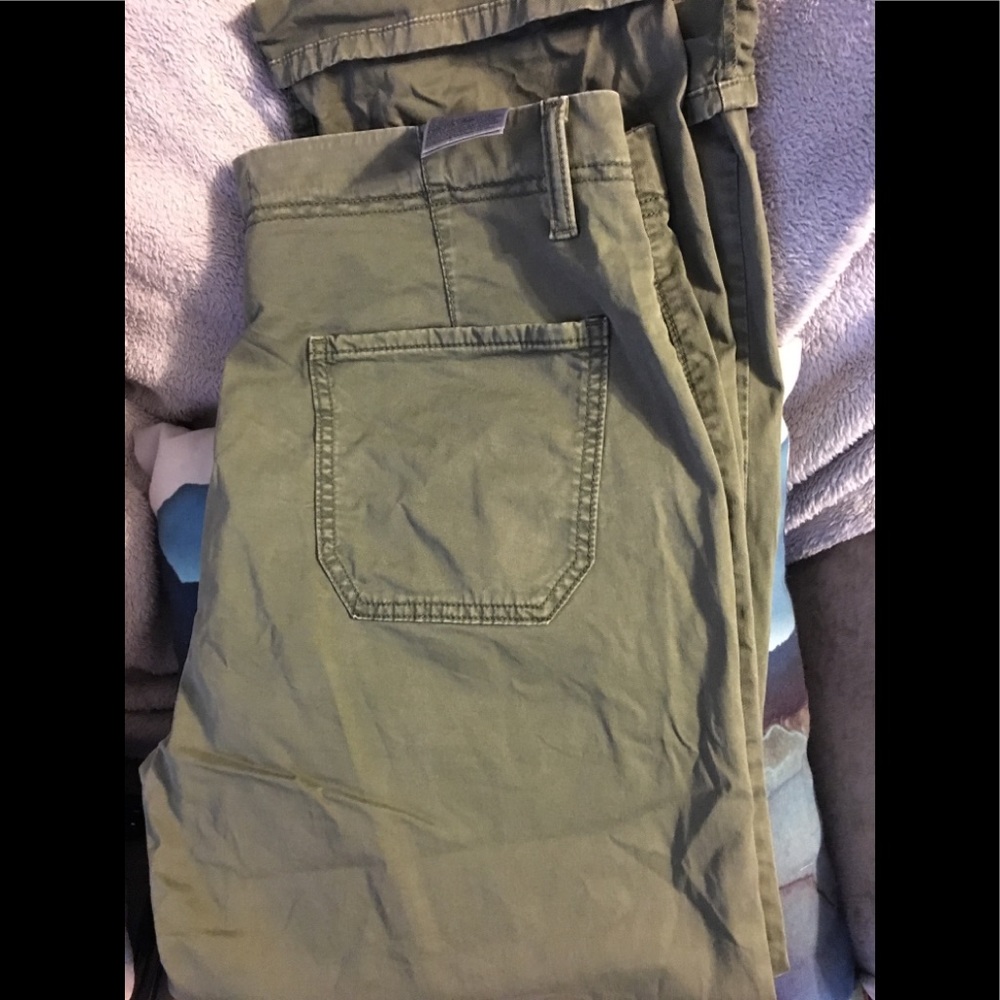 Banana Republic Army Green chinos